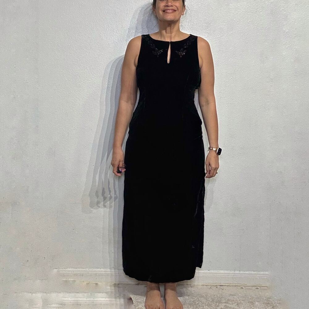 Casual Corner Black Velvet Beaded Vintage Midi Dress Sz 10